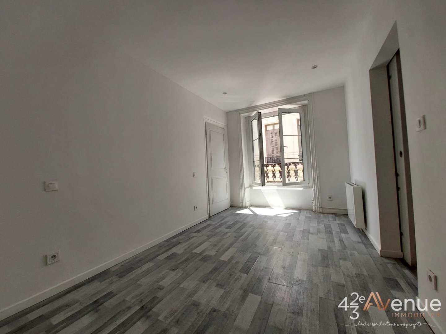 APPARTEMENT T3 A VENDRE - ST ETIENNE CENTRE VILLE - 46.95 m2 - 95000€