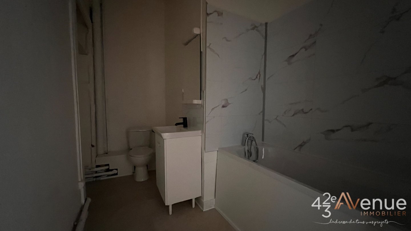 Appart T3, centre-ville Palais de Justice , 2�me �tage, 63m2