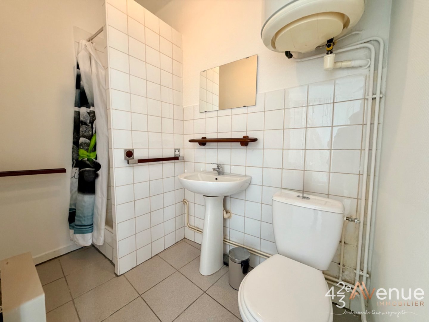 2 studios dans un seul lot de 62,82 m2 habitable A VENDRE - ST ETIENNE CENTRE VILLE - 62.82 m2 - 100�000�&euro;