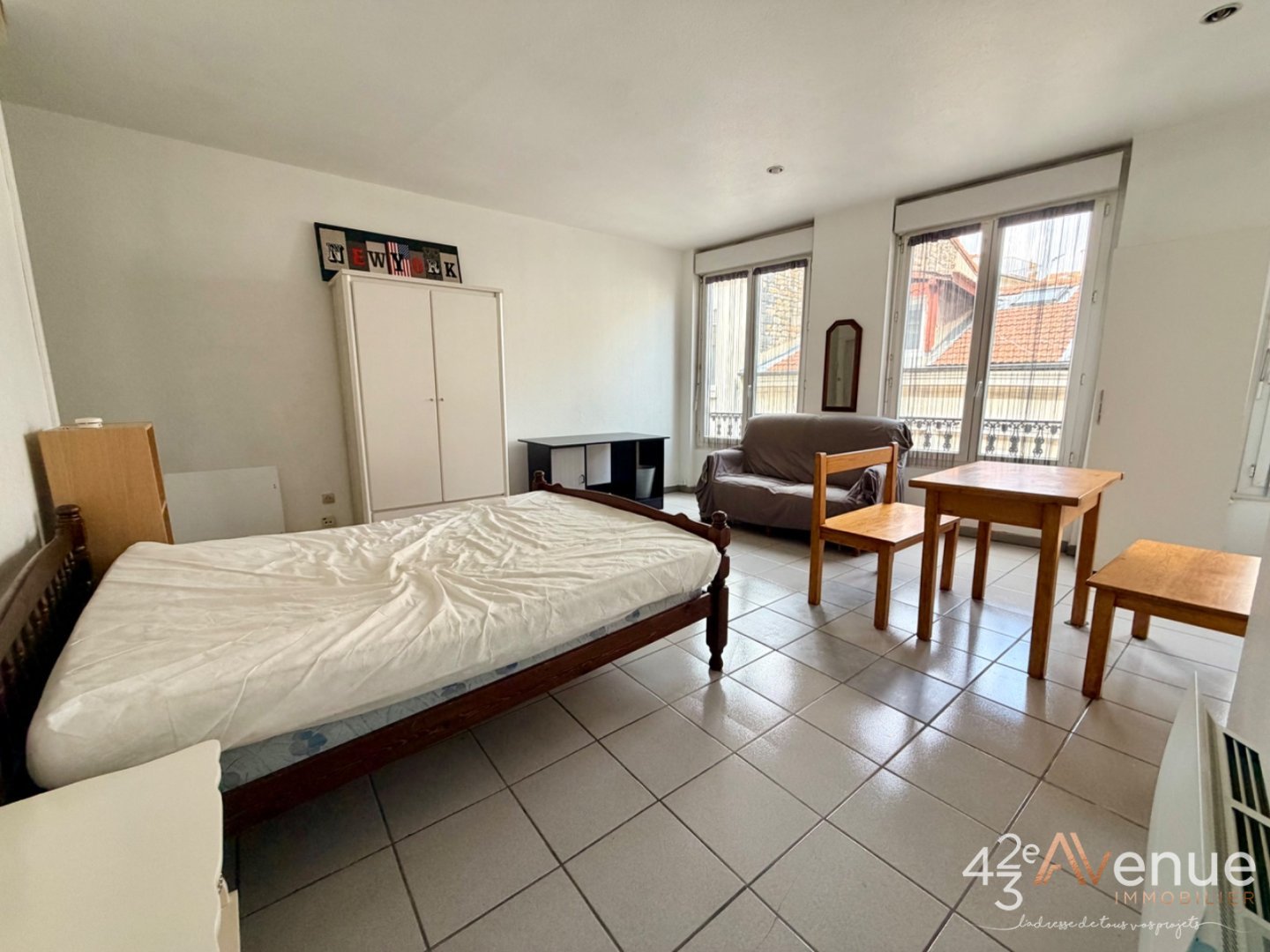 2 studios dans un seul lot de 62,82 m2 habitable A VENDRE - ST ETIENNE CENTRE VILLE - 62.82 m2 - 100�000�&euro;