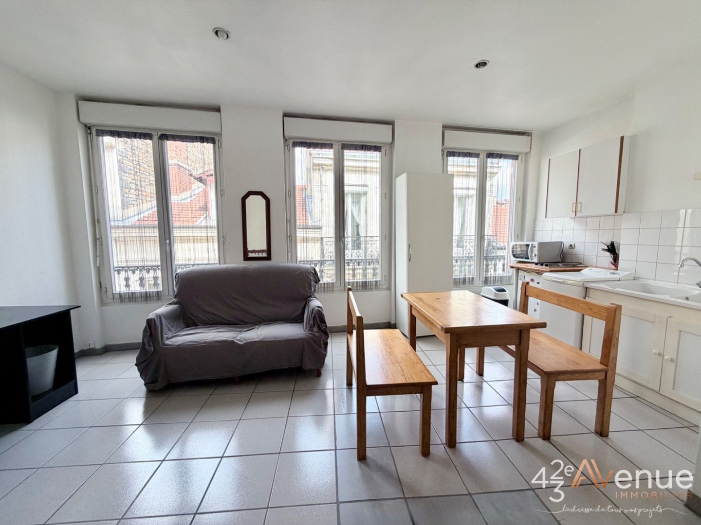 2 studios dans un seul lot de 62,82 m2 habitable A VENDRE - ST ETIENNE CENTRE VILLE - 62.82 m2 - 100�000�&euro;