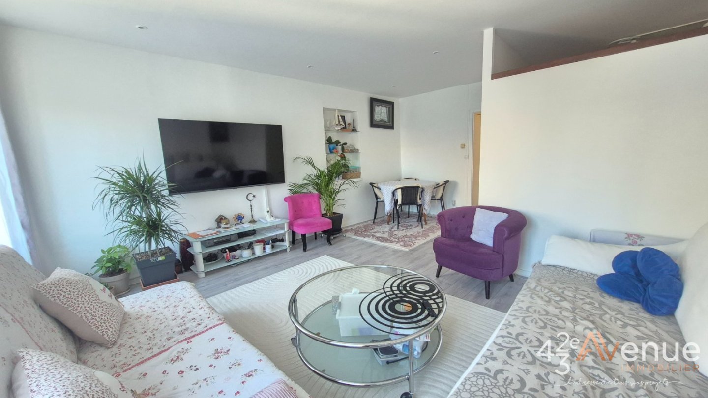 APPARTEMENT T3 A VENDRE - ST ETIENNE CENTRE VILLE - 66 m2 - 87 000 &euro;
