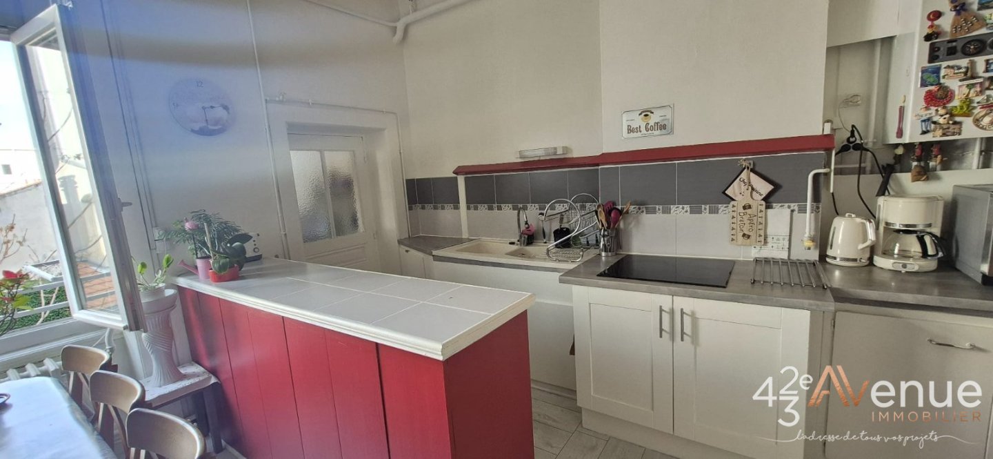 APPARTEMENT T3 A VENDRE - ST ETIENNE CENTRE VILLE - 64 m2 - 78�000�&euro;