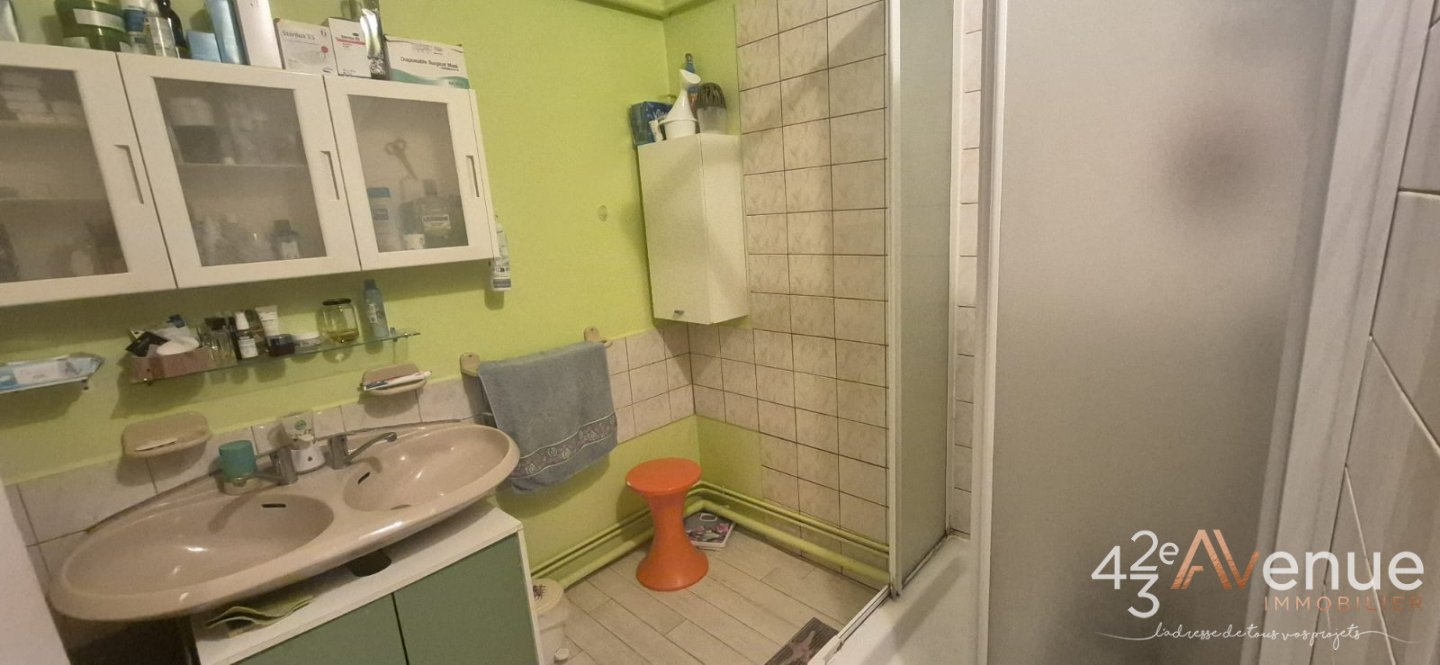 APPARTEMENT T3 A VENDRE - ST ETIENNE CENTRE VILLE - 64 m2 - 78�000�&euro;