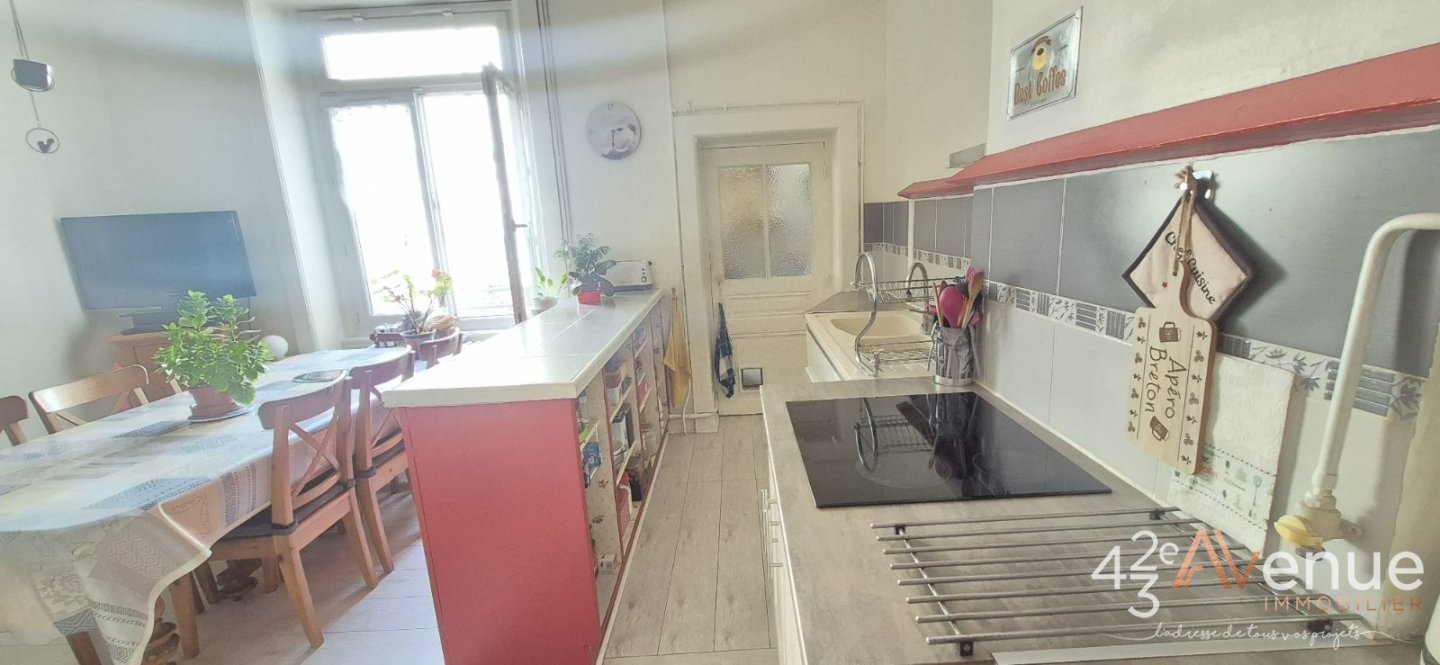 APPARTEMENT T3 A VENDRE - ST ETIENNE CENTRE VILLE - 64 m2 - 78�000�&euro;