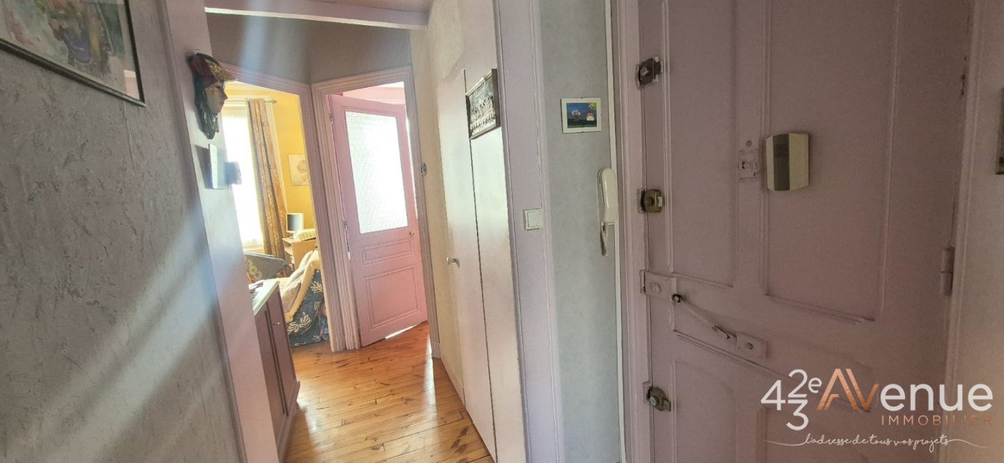 APPARTEMENT T3 A VENDRE - ST ETIENNE CENTRE VILLE - 64 m2 - 78�000�&euro;