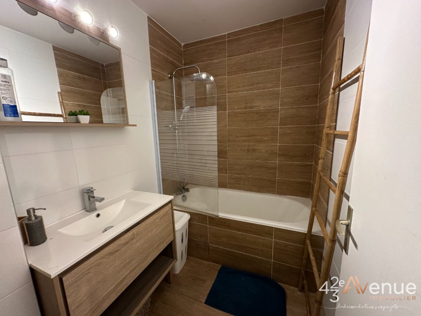 Bel appartement F3 ,50,44m,balcon,trfilerie,place de parking