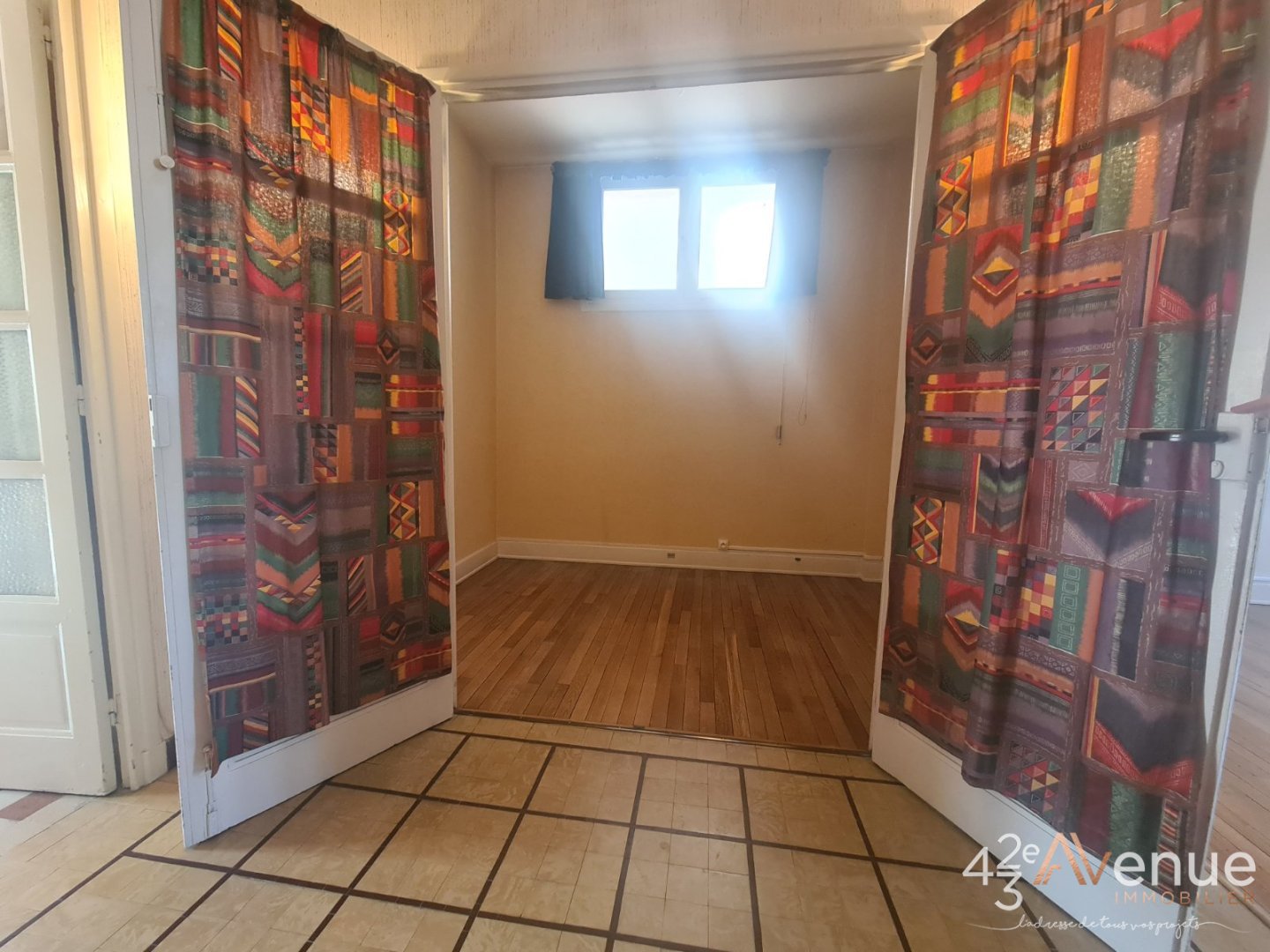 APPARTEMENT T3 A VENDRE - ST ETIENNE FACULTE   CENTRE DEUX - 70.62 m2 - 55000€