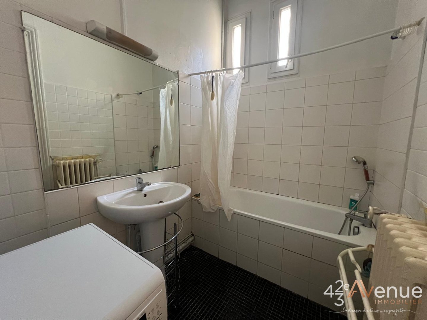 Appartement T3 Secteur Facult�s Centre Deux A VENDRE - ST ETIENNE FACULTE   CENTRE DEUX - 74 m2 - 60�000�&euro;