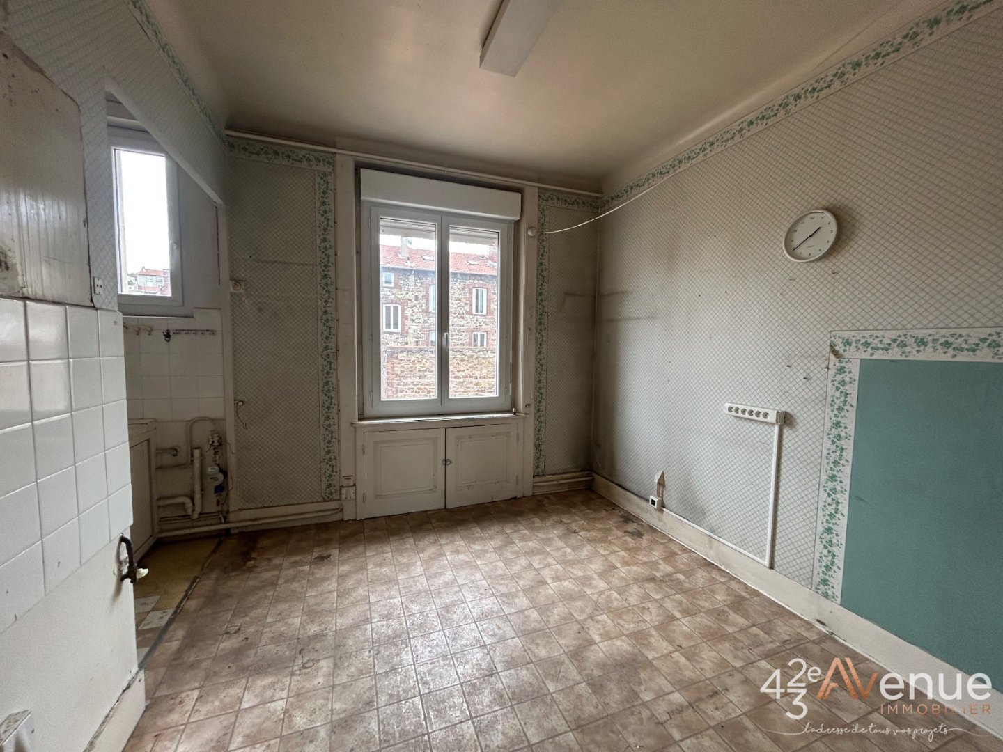 APPARTEMENT T3 - ST ETIENNE FACULTE   CENTRE DEUX - 82.5 m2 - VENDU