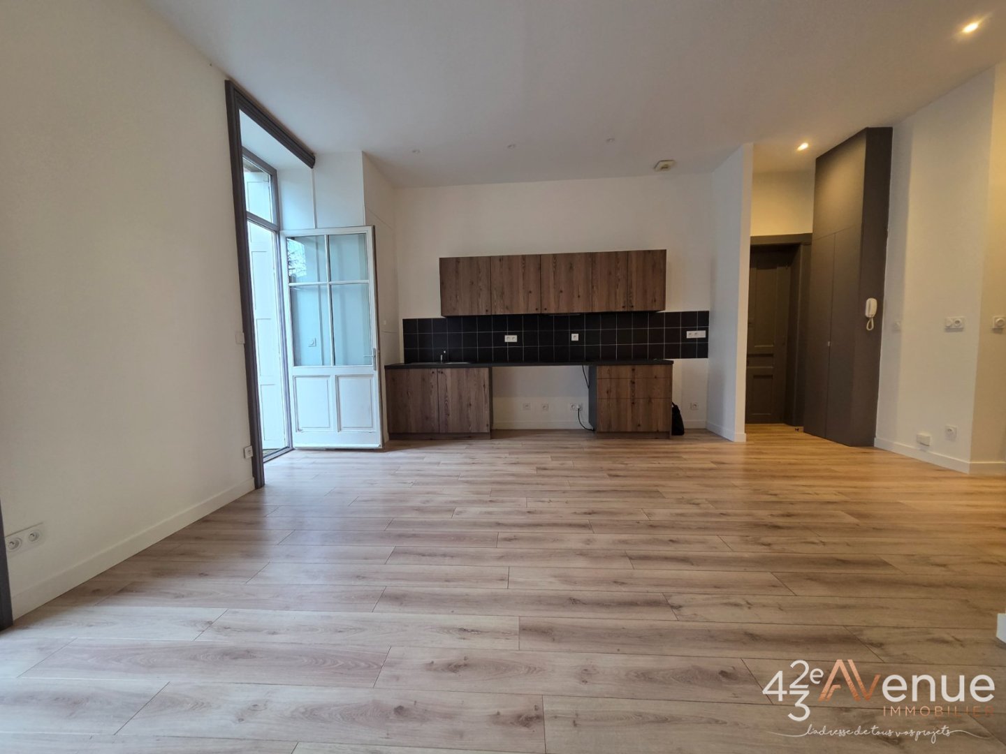 APPARTEMENT T3 A VENDRE - ST ETIENNE FAURIEL - 69.07 m2 - 120�000�&euro;