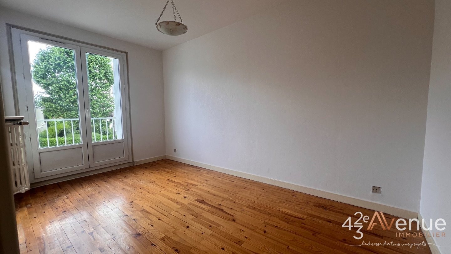 APPARTEMENT T3 A VENDRE - ST ETIENNE FAURIEL - 64 m2 - 75 000 &euro;