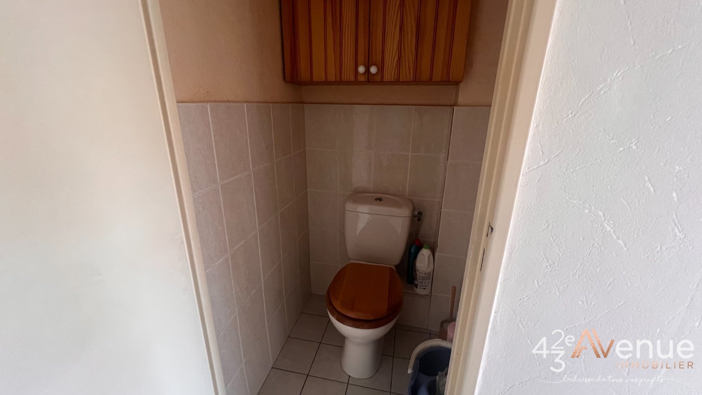 APPARTEMENT T3 A VENDRE - ST ETIENNE FAURIEL - 64 m2 - 75 000 &euro;