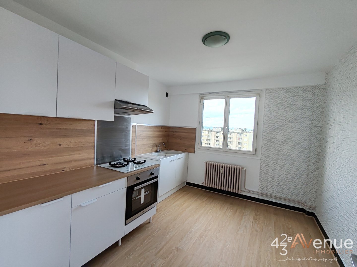 APPARTEMENT T3 A VENDRE - ST ETIENNE FAURIEL - 63 m2 - 87 000 &euro;