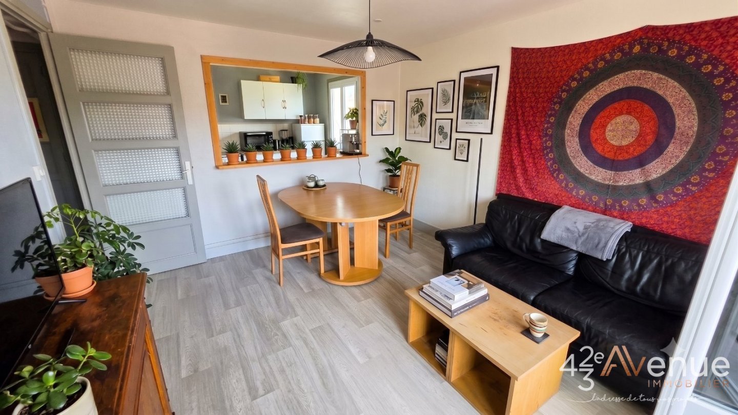 APPARTEMENT T3 A VENDRE - ST ETIENNE FAURIEL - 64 m2 - 85 000 &euro;