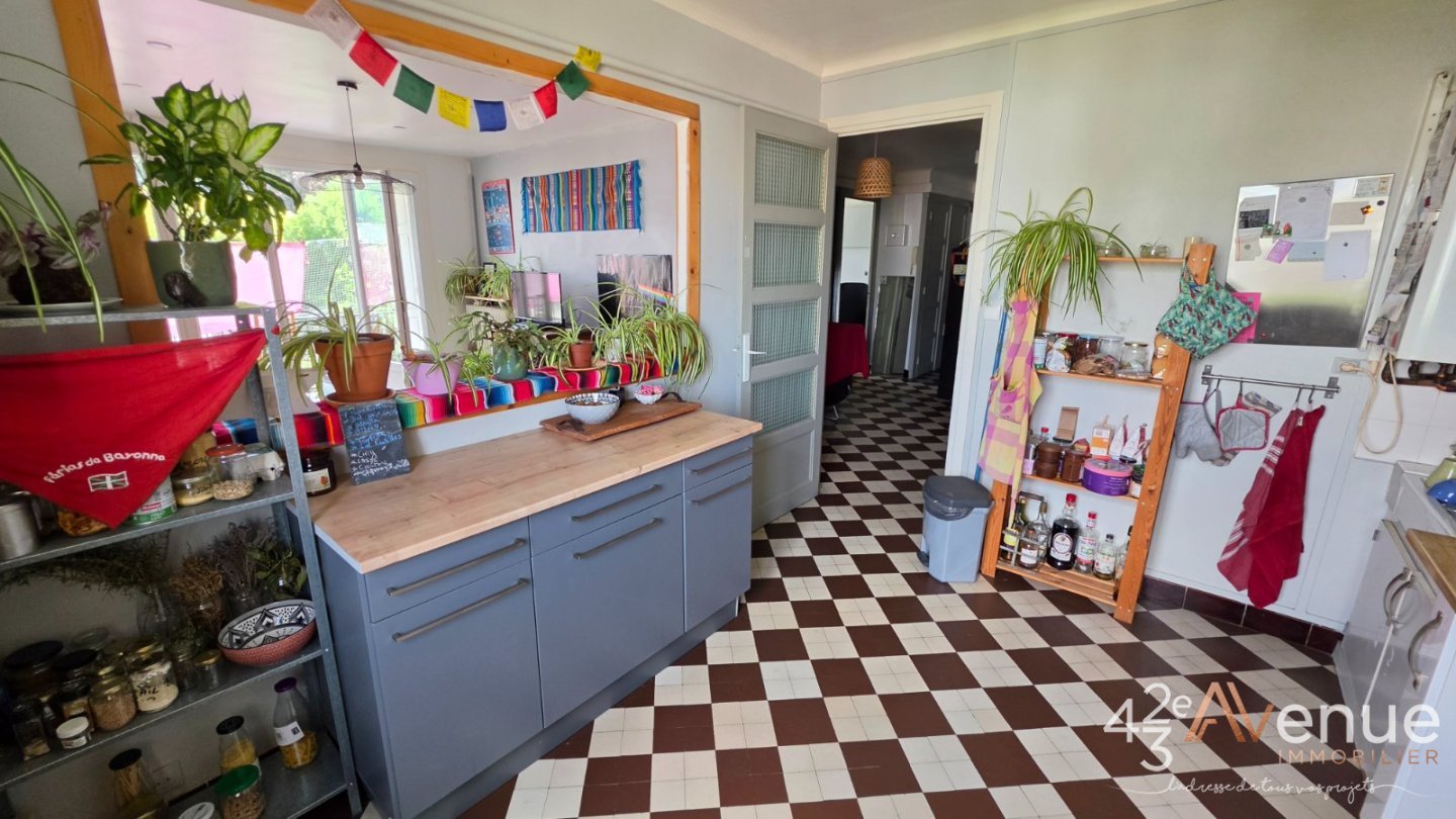 APPARTEMENT T3 A VENDRE - ST ETIENNE FAURIEL - 64 m2 - 85 000 &euro;