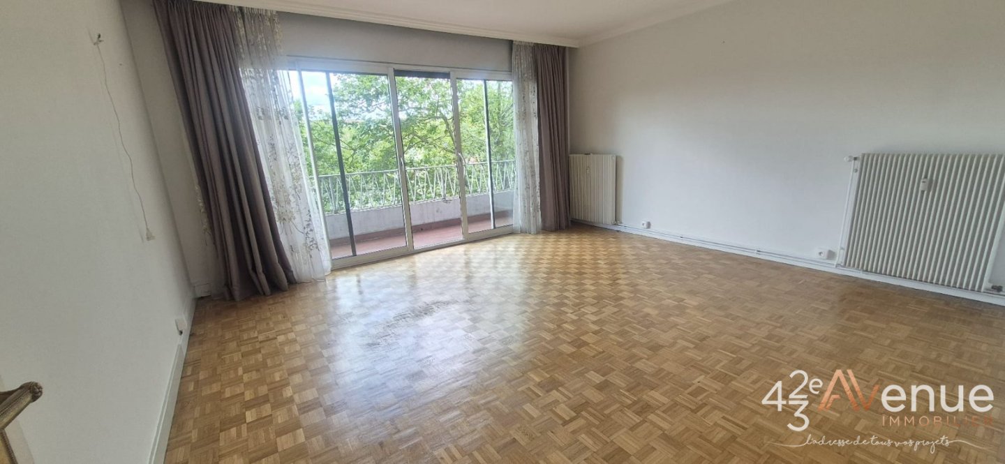T4 A VENDRE - ST ETIENNE FAURIEL - 106 m2 - 164 000 &euro;
