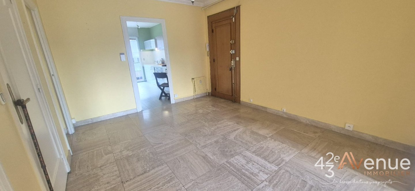 T4 A VENDRE - ST ETIENNE FAURIEL - 106 m2 - 164 000 &euro;