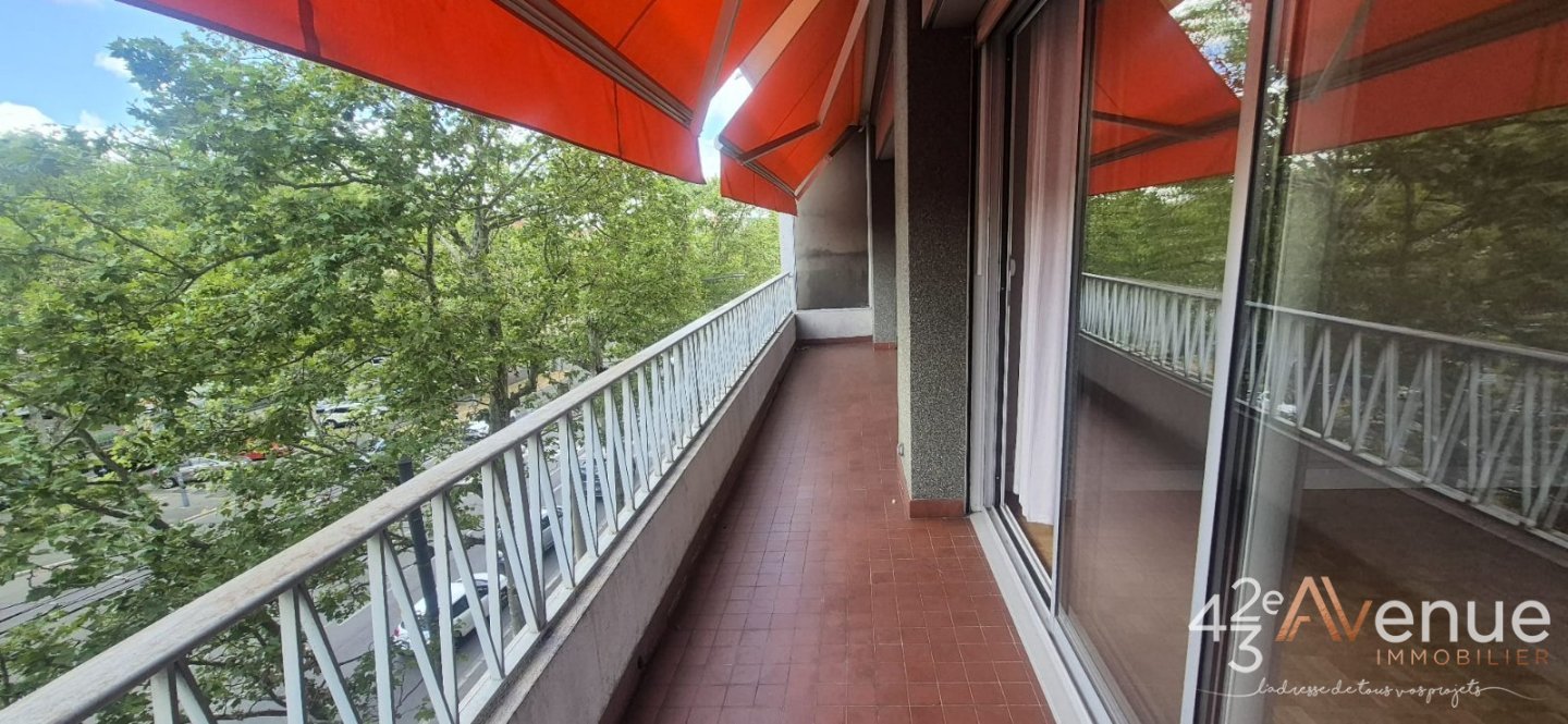 T4 A VENDRE - ST ETIENNE FAURIEL - 106 m2 - 164 000 &euro;