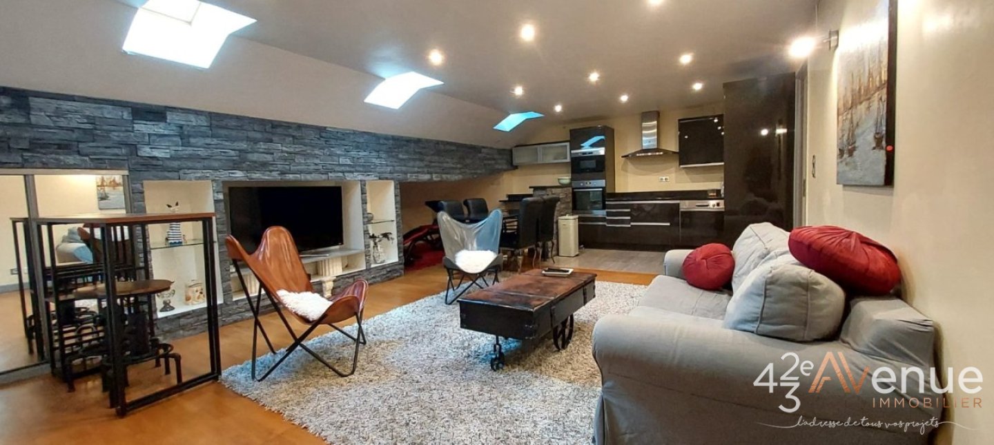 APPARTEMENT T3 A VENDRE - ST ETIENNE HYPER CENTRE - 59 m2 - 99�000�&euro;