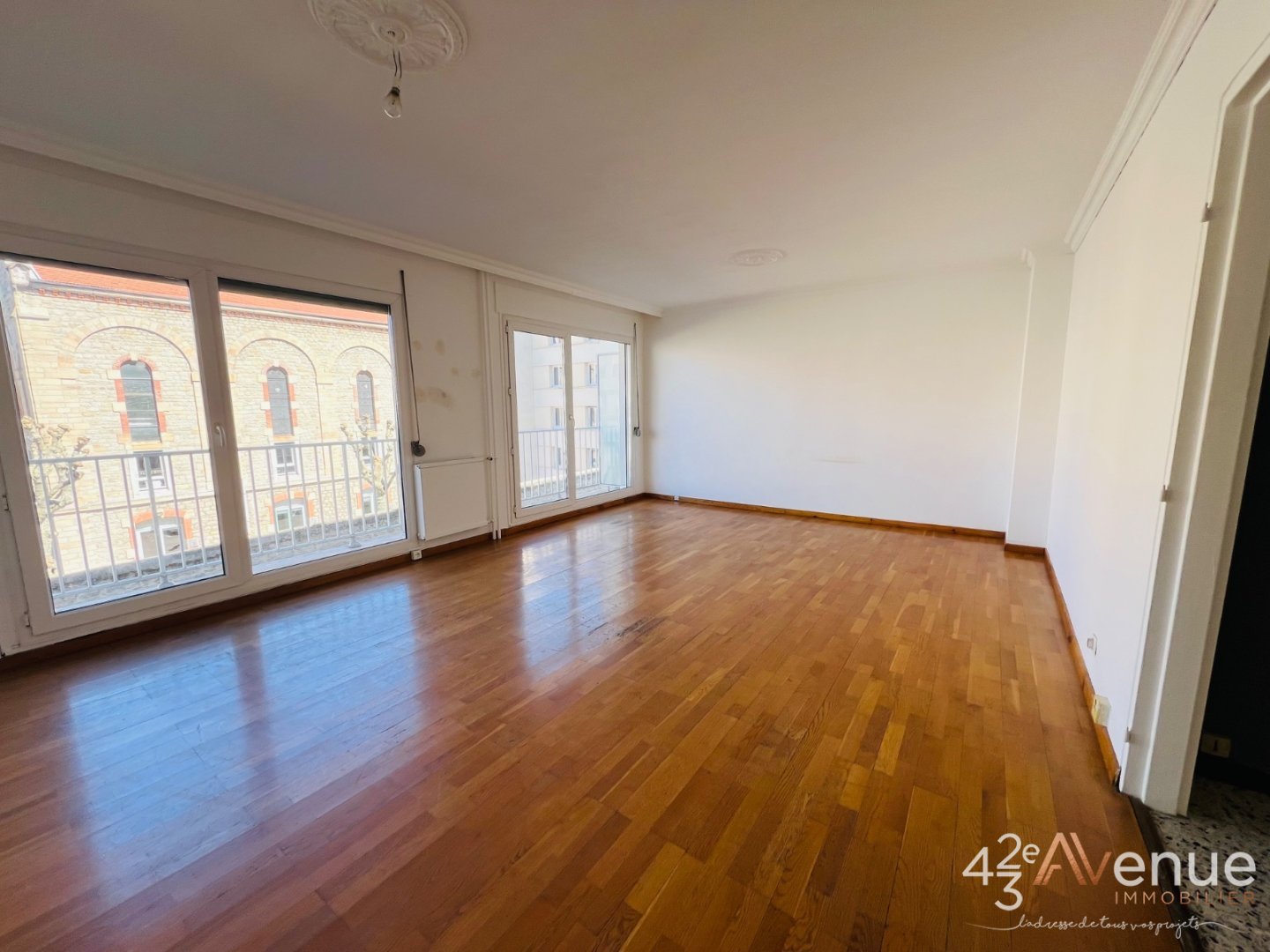 St Etienne appartement F3 avec balcon - ST ETIENNE Jacquard - 75.68 m2 - VENDU