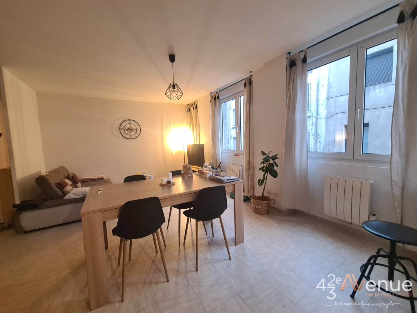 APPARTEMENT T3 A VENDRE - ST ETIENNE JACQUARD - 76.32 m2 - 83 000 €