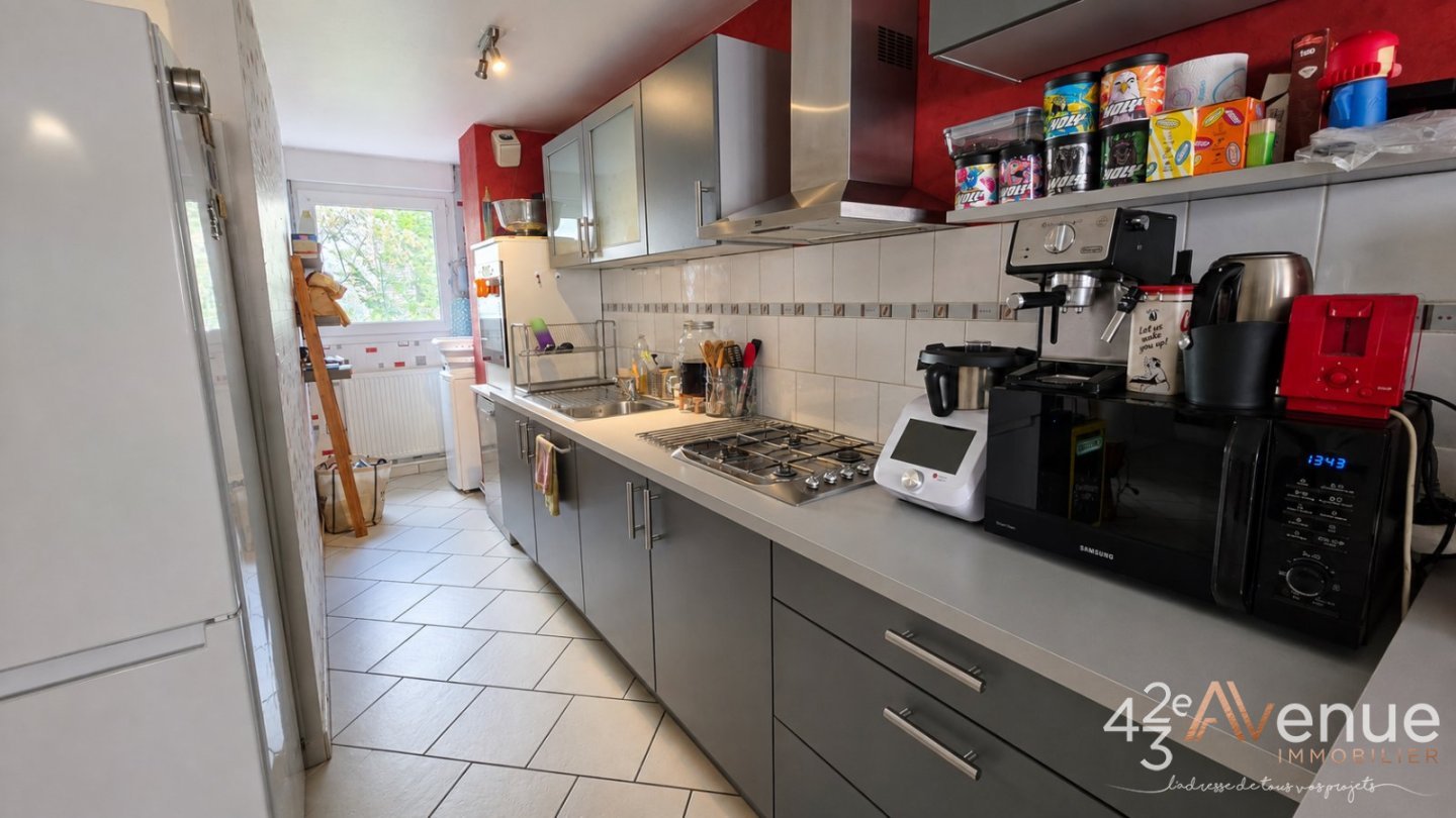 APPARTEMENT T3 A VENDRE - ST ETIENNE JACQUARD - 65.93 m2 - 130 500 &euro;