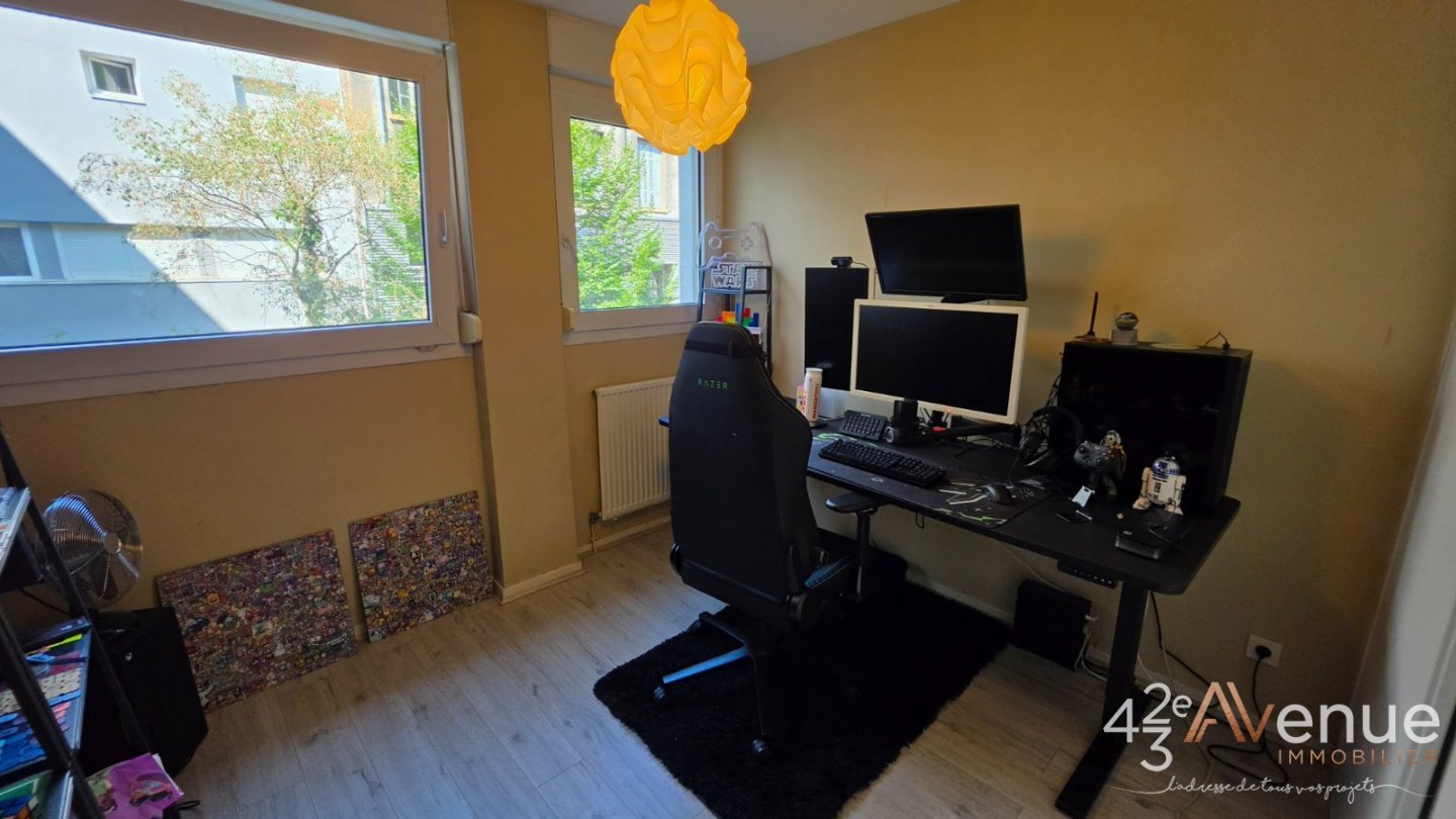 APPARTEMENT T3 A VENDRE - ST ETIENNE JACQUARD - 65.93 m2 - 130 500 &euro;