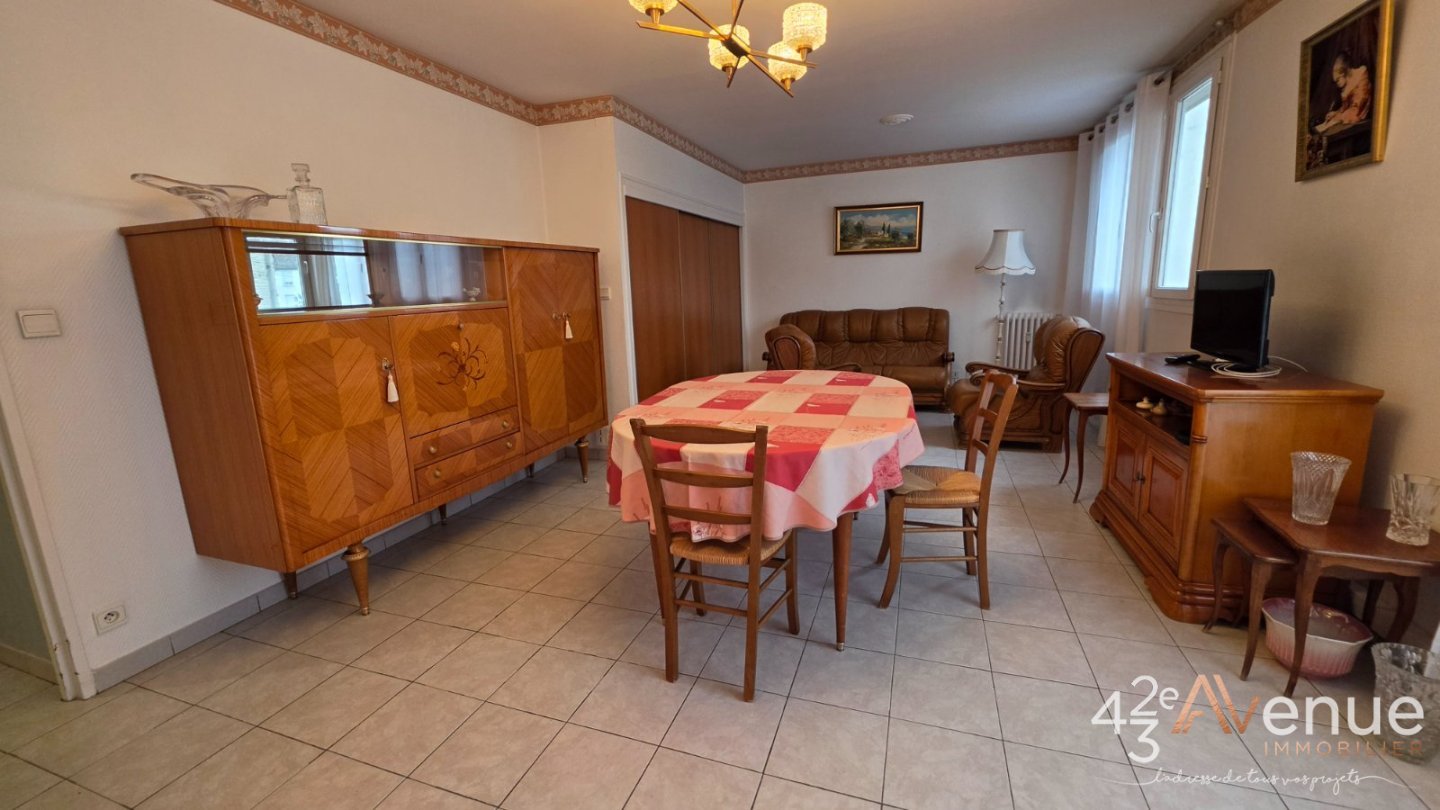 APPARTEMENT T3 A VENDRE - ST ETIENNE JACQUARD - 62.21 m2 - 79 000 &euro;
