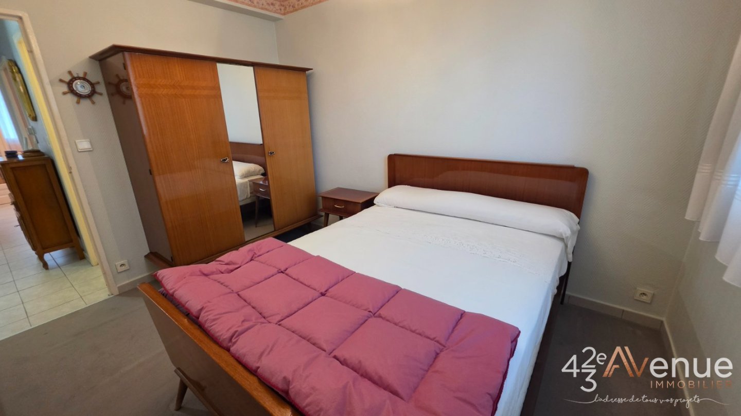 APPARTEMENT T3 A VENDRE - ST ETIENNE JACQUARD - 62.21 m2 - 79 000 &euro;