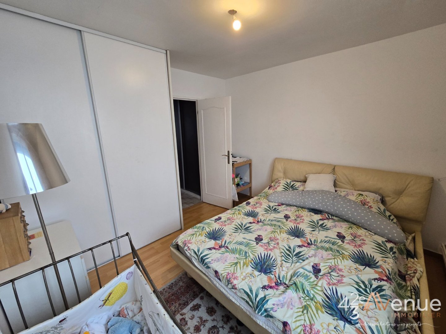 APPARTEMENT T3 A VENDRE - ST ETIENNE LA METARE - 68 m2 - 65000€