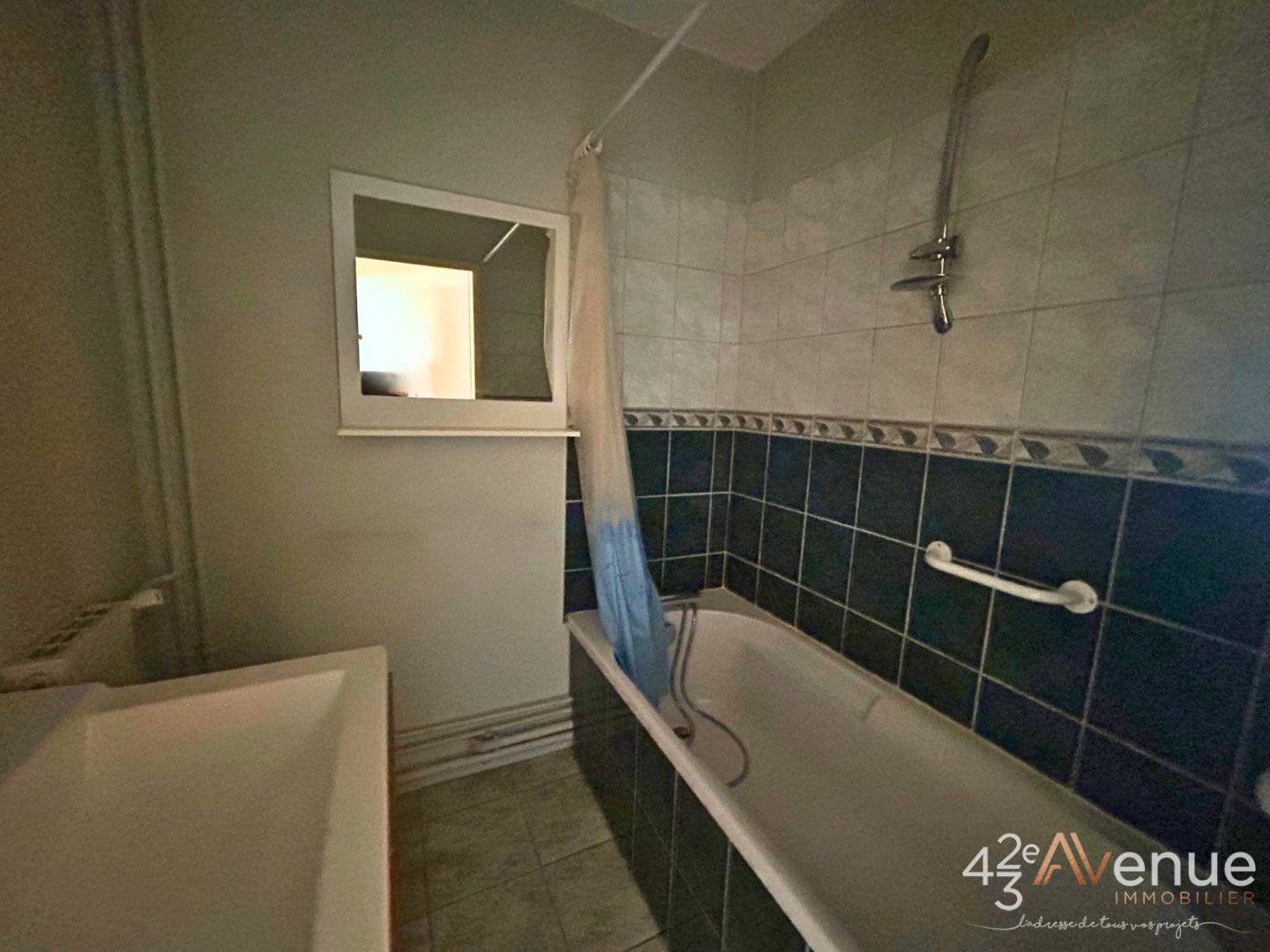 APPARTEMENT T3 A VENDRE - ST ETIENNE LA METARE - 71.6 m2 - 64�000�&euro;