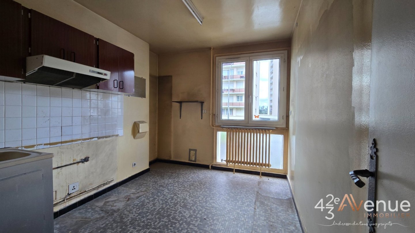 APPARTEMENT T3 A VENDRE - ST ETIENNE LA METARE - 57.62 m2 - 74 000 &euro;
