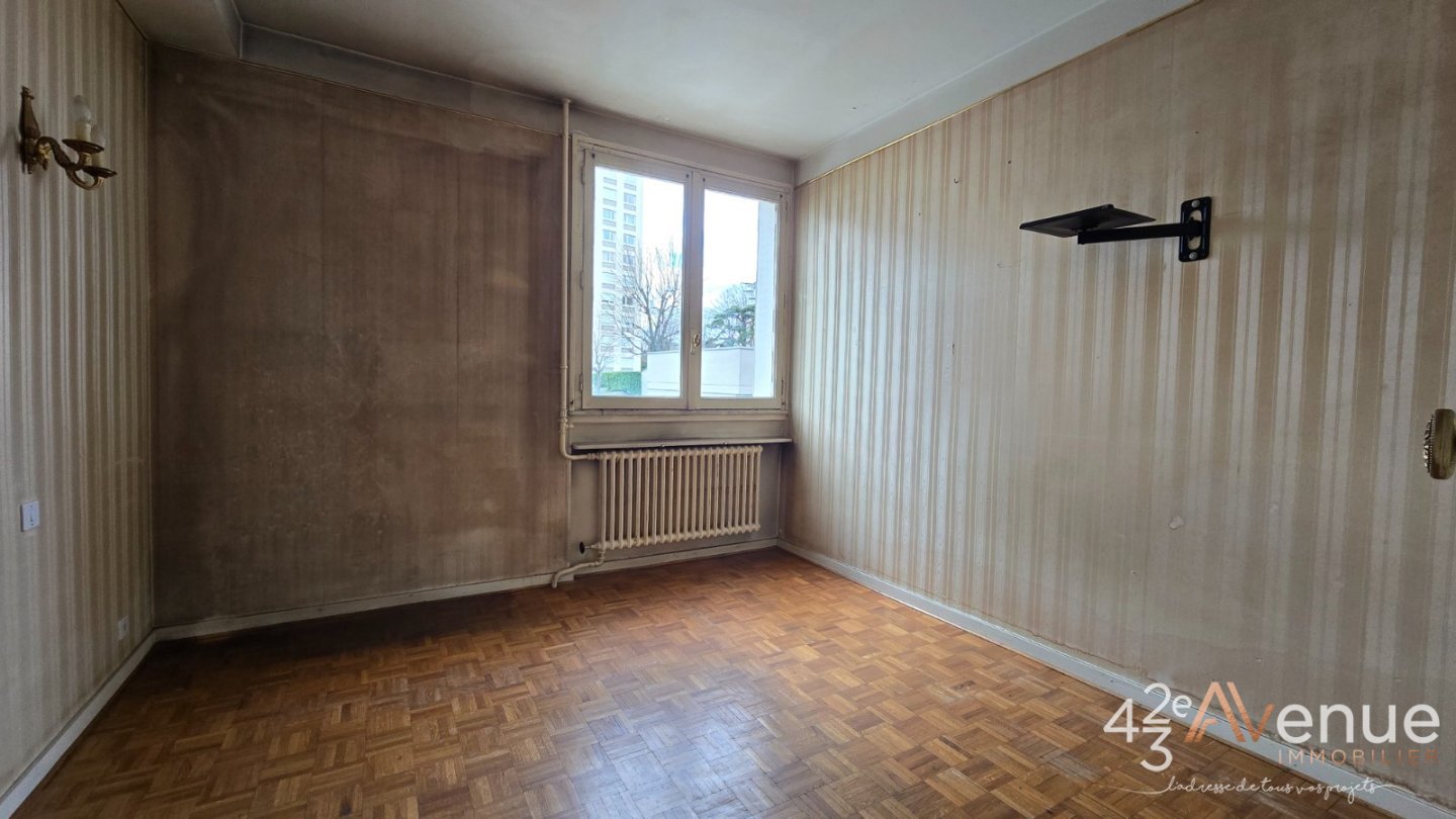 APPARTEMENT T3 A VENDRE - ST ETIENNE LA METARE - 57.62 m2 - 74 000 &euro;