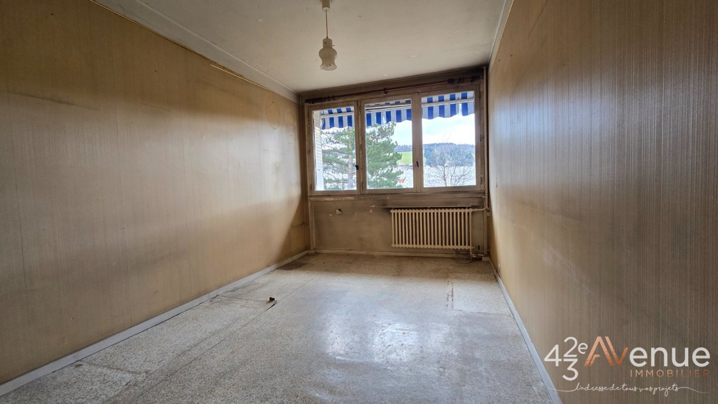 APPARTEMENT T3 A VENDRE - ST ETIENNE LA METARE - 57.62 m2 - 74 000 &euro;