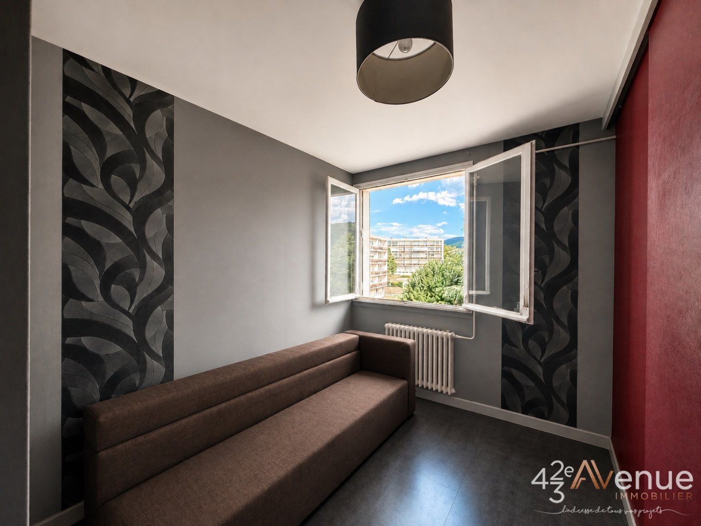 APPARTEMENT T3 A VENDRE - ST ETIENNE LA METARE - 69.93 m2 - 85 000 &euro;