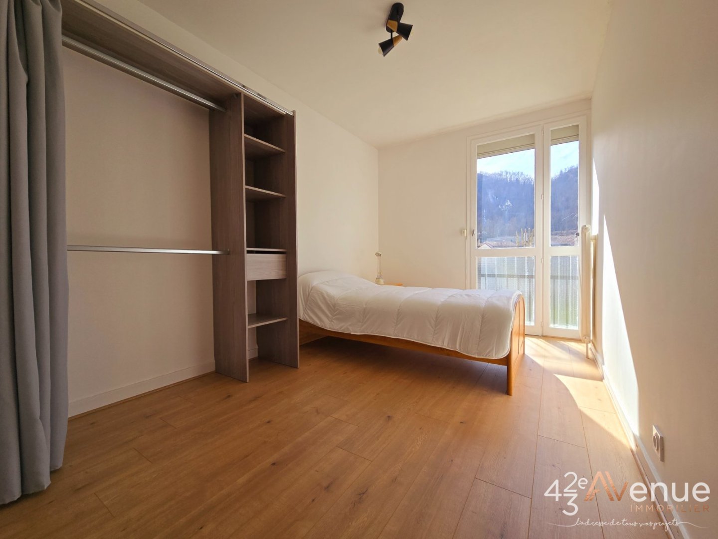 APPARTEMENT T3 - ST ETIENNE MONTAUD - 66 m2 - 115�000�&euro;