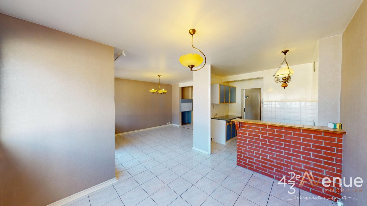 APPARTEMENT T3 - ST ETIENNE MONTHIEU - 70.48 m2 - VENDU