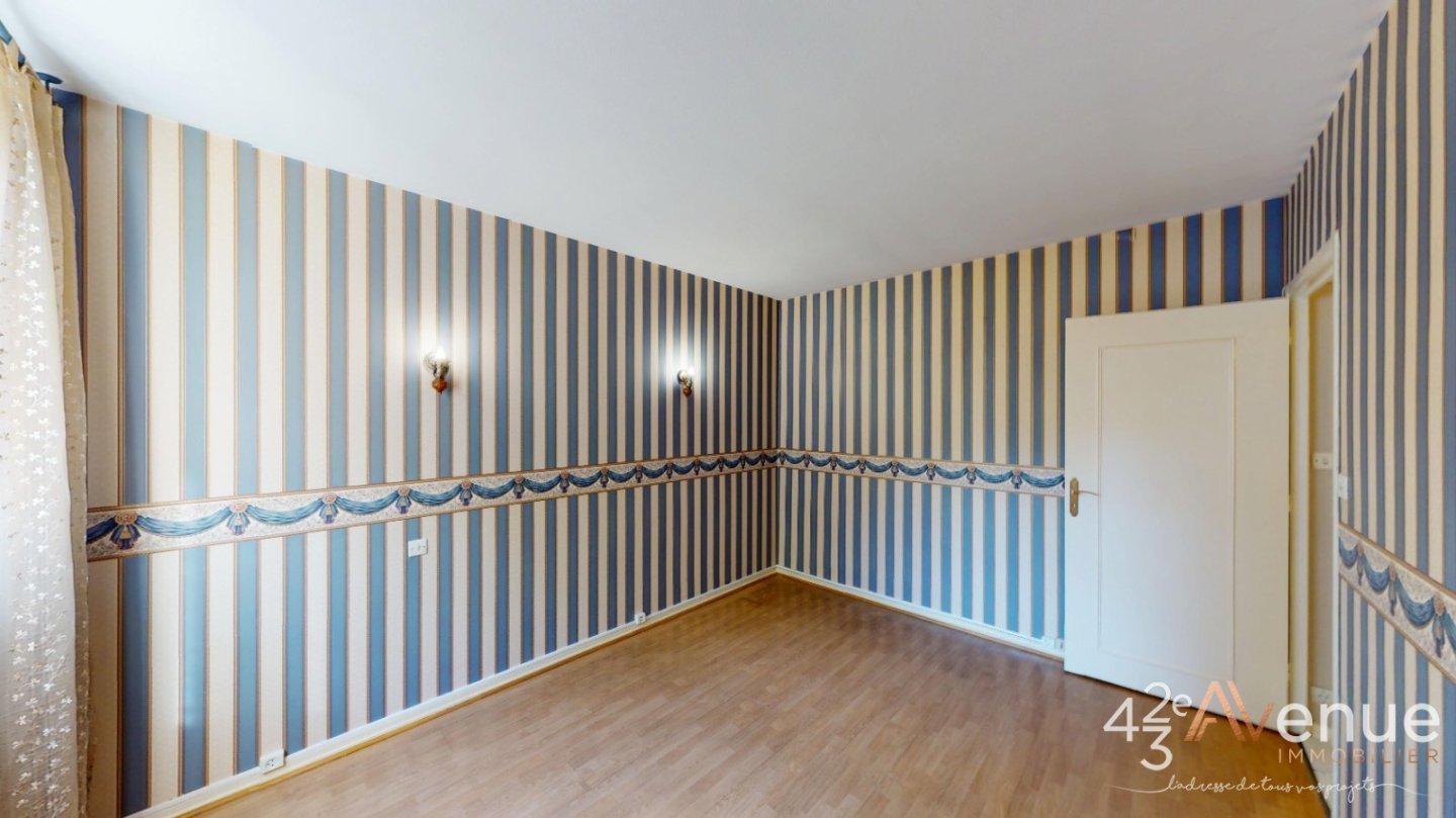 APPARTEMENT T3 - ST ETIENNE MONTHIEU - 70.48 m2 - VENDU