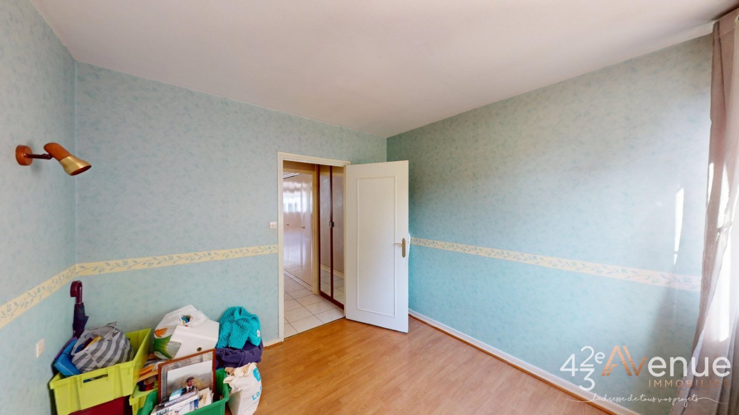 APPARTEMENT T3 - ST ETIENNE MONTHIEU - 70.48 m2 - VENDU