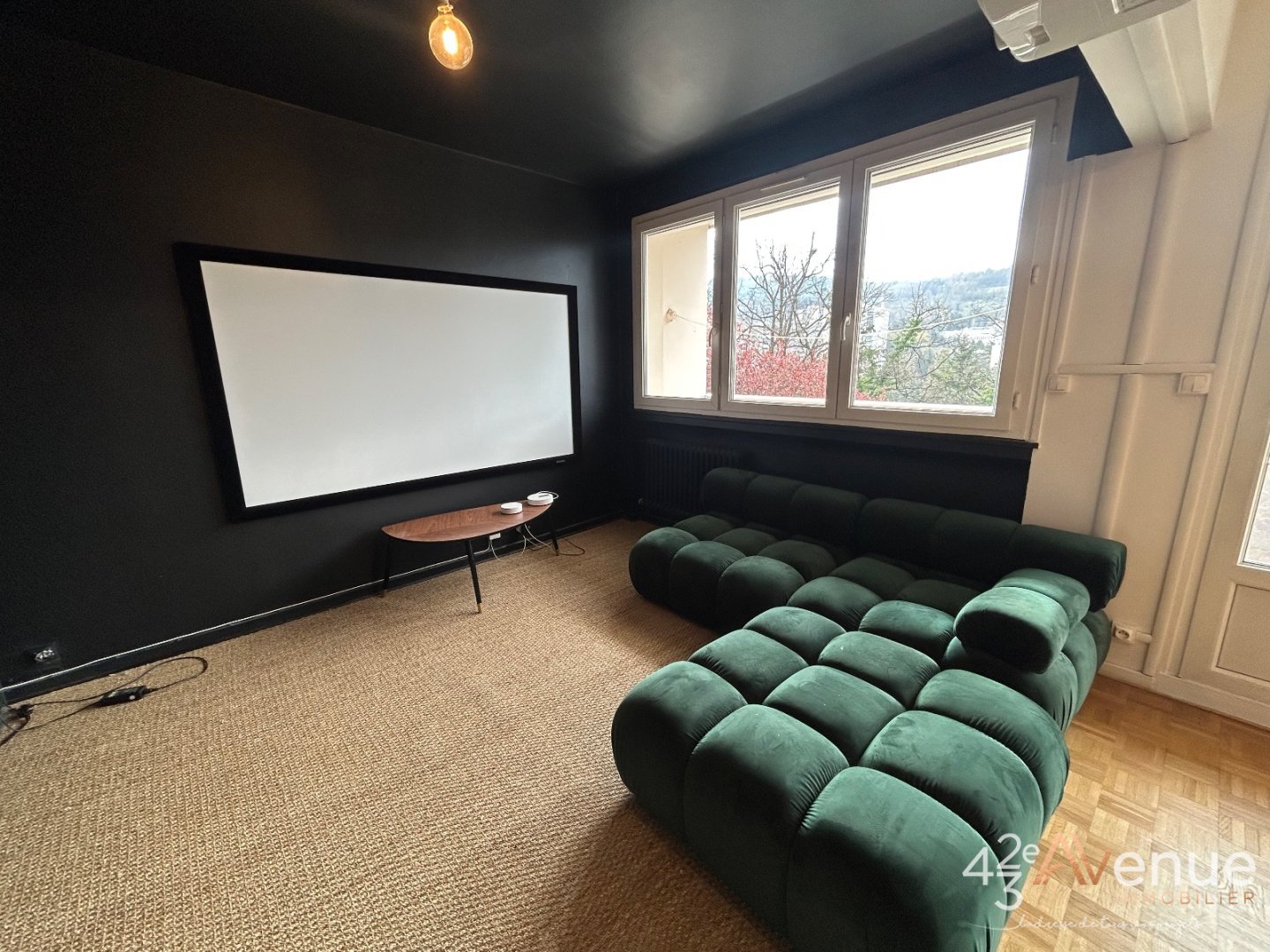 APPARTEMENT T3 A VENDRE - ST ETIENNE MONTPLAISIR - 70 m2 - 105 000 &euro;