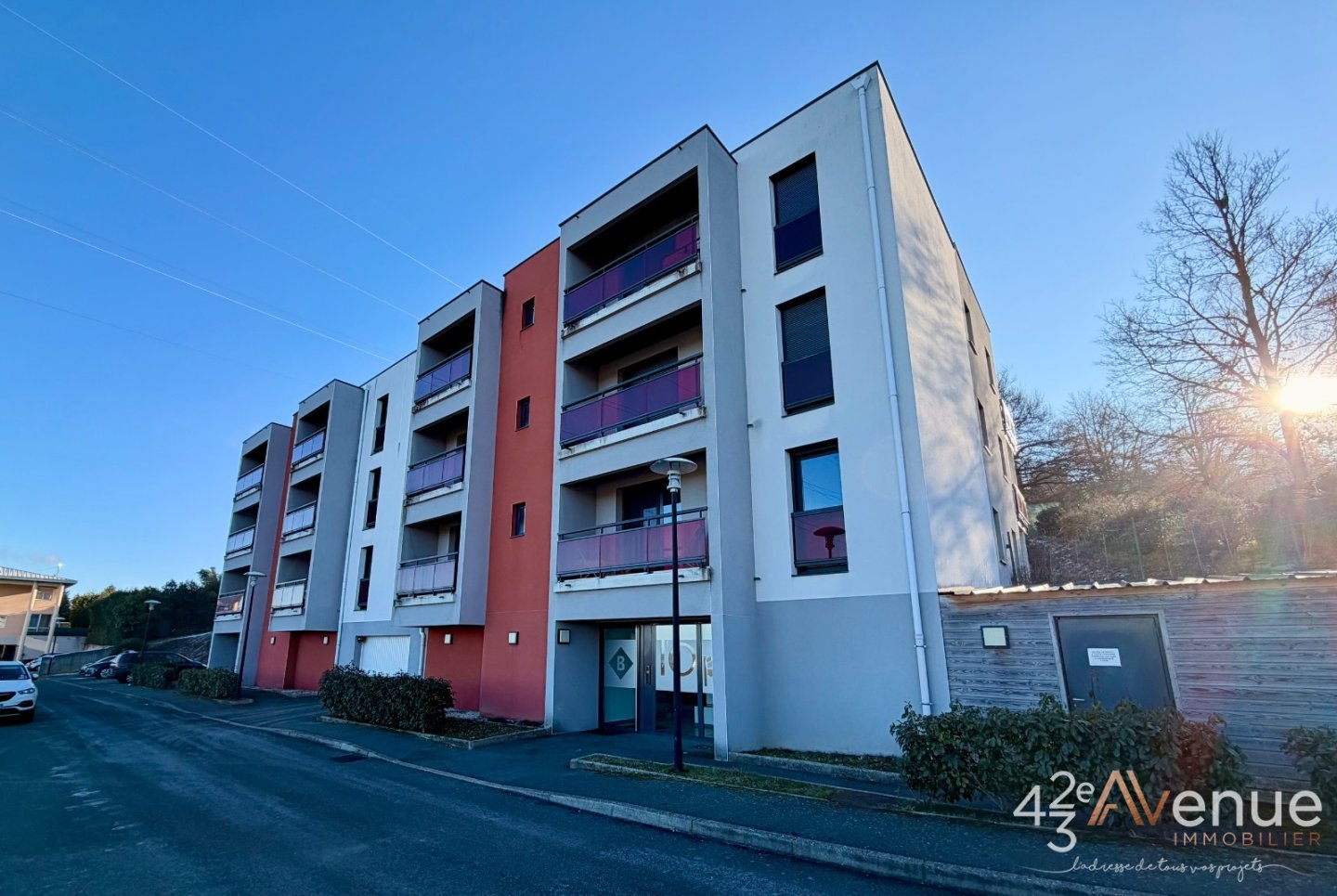 Appartement F3, terrasse, balcon et Garage A VENDRE - ST ETIENNE Secteur Golf - 70.1 m2 - 170�000�&euro;