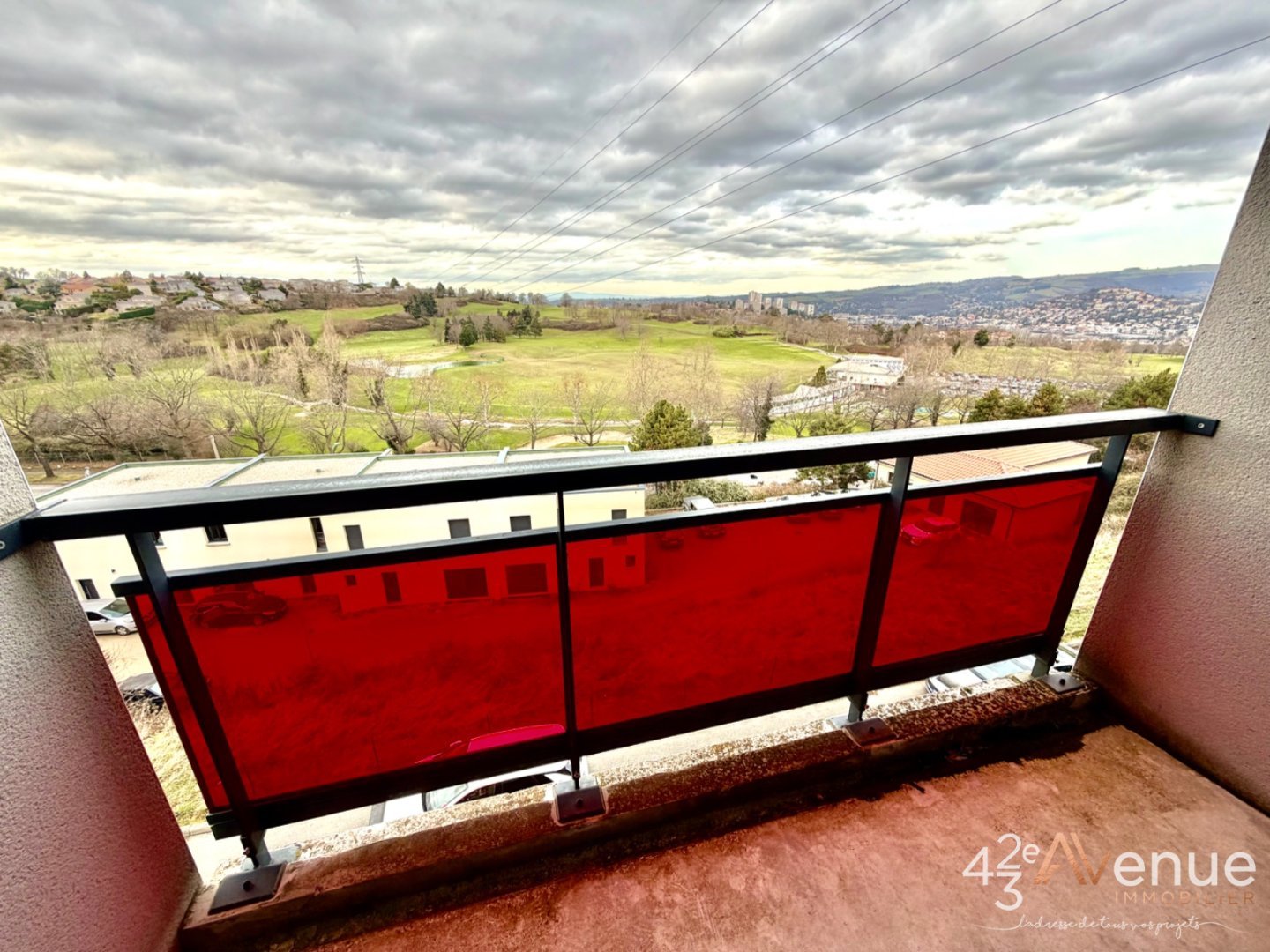 Appartement F3, terrasse, balcon et Garage A VENDRE - ST ETIENNE Secteur Golf - 70.1 m2 - 170�000�&euro;