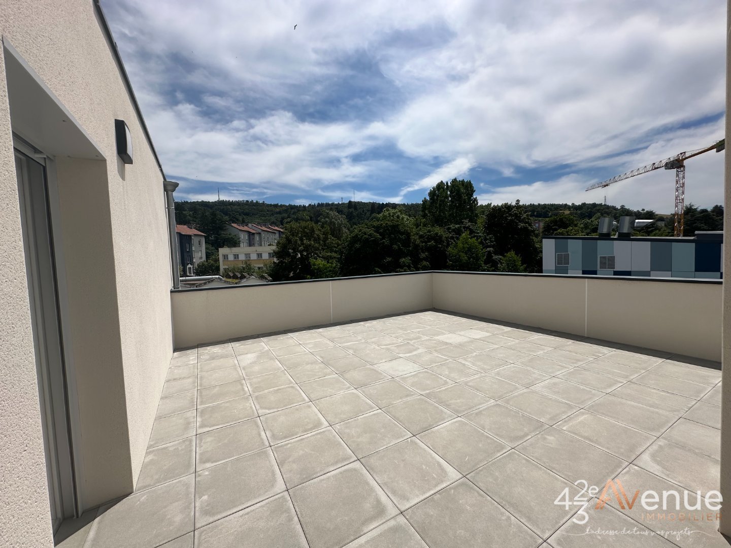 APPARTEMENT T3 A VENDRE - ST ETIENNE SOLAURE - 80.3 m2 - 229000€