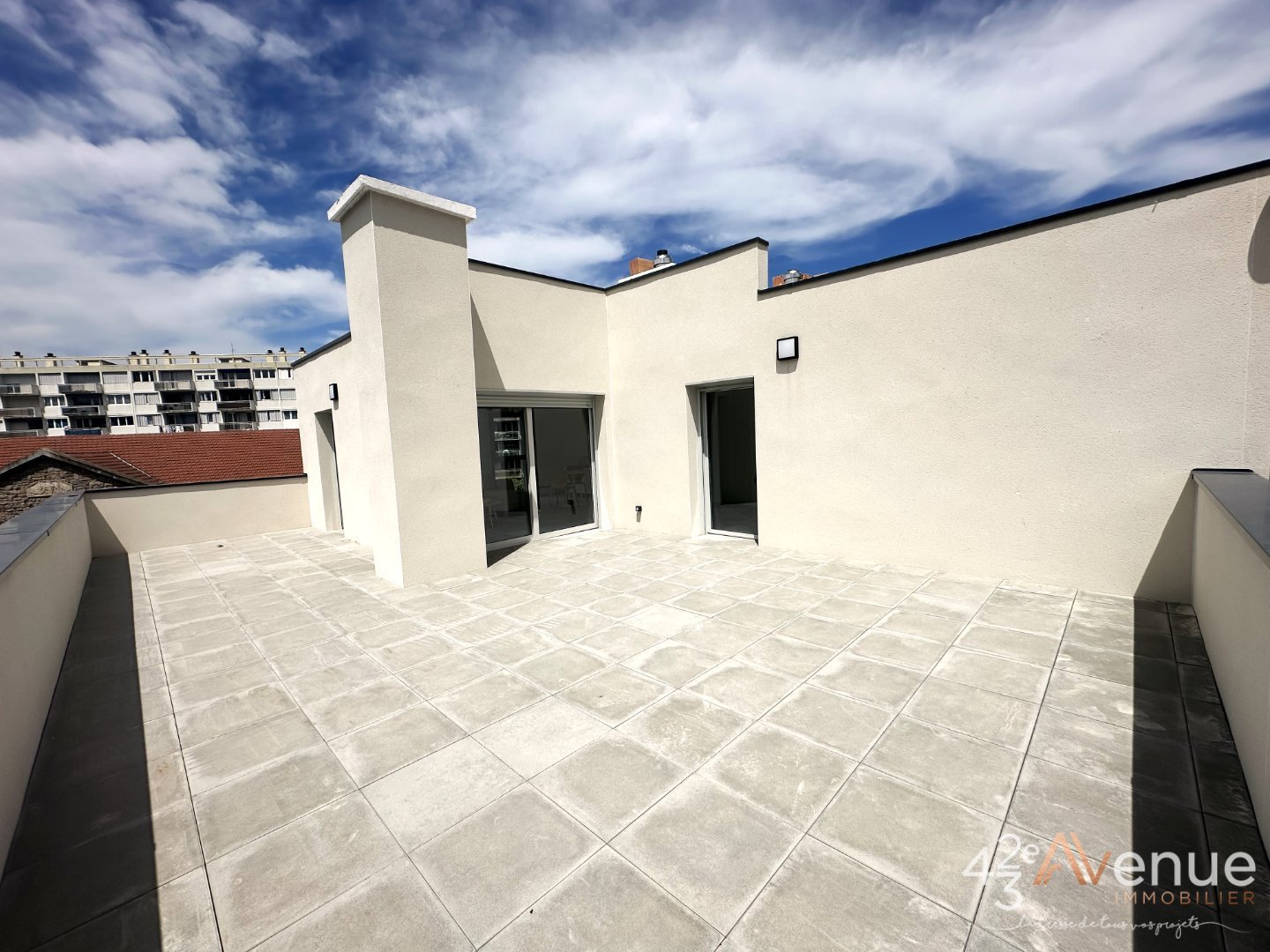 APPARTEMENT T3 A VENDRE - ST ETIENNE SOLAURE - 80.3 m2 - 229000€