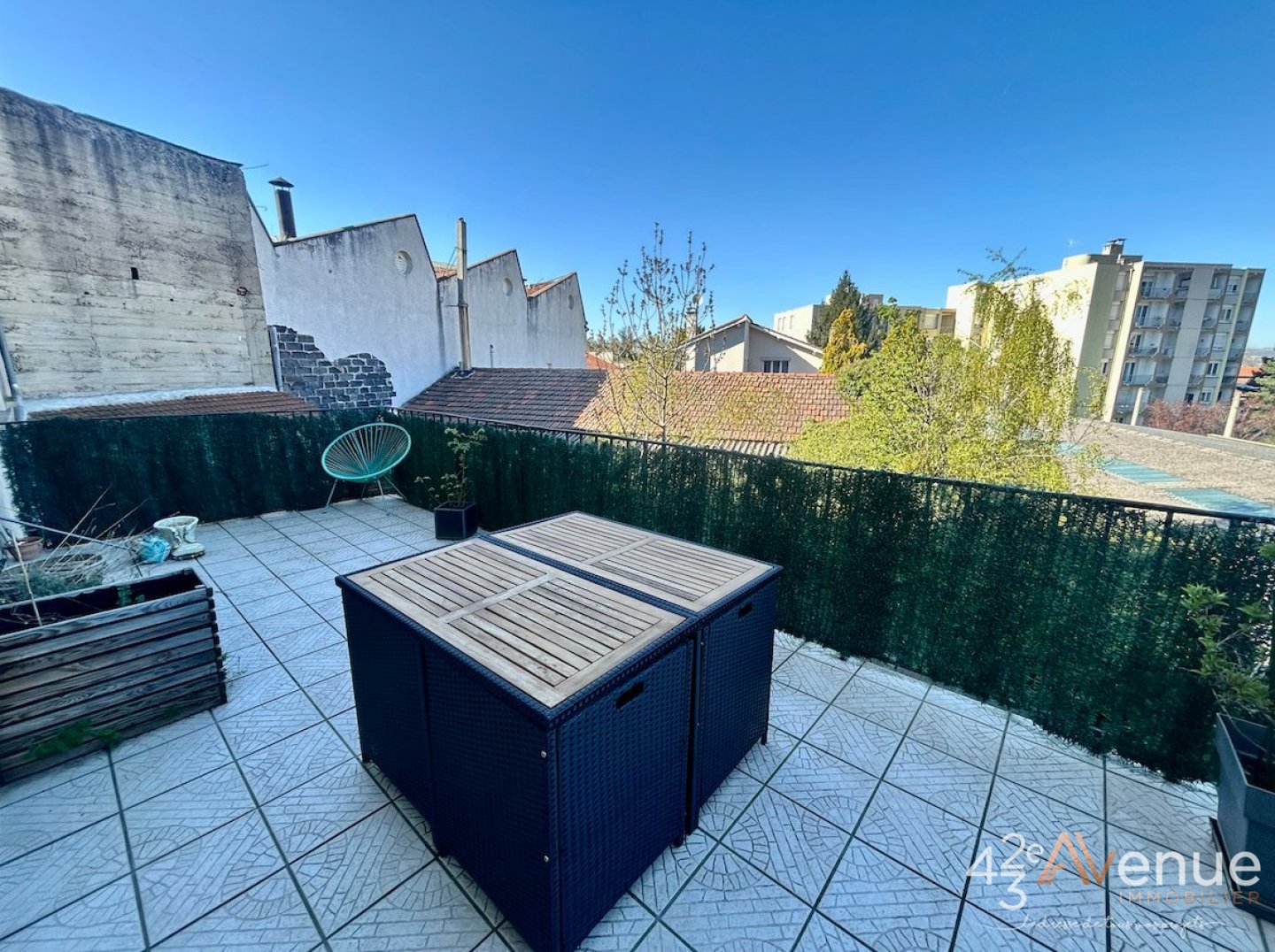 APPARTEMENT T3 - ST ETIENNE VILLEBOEUF - 84 m2 - VENDU