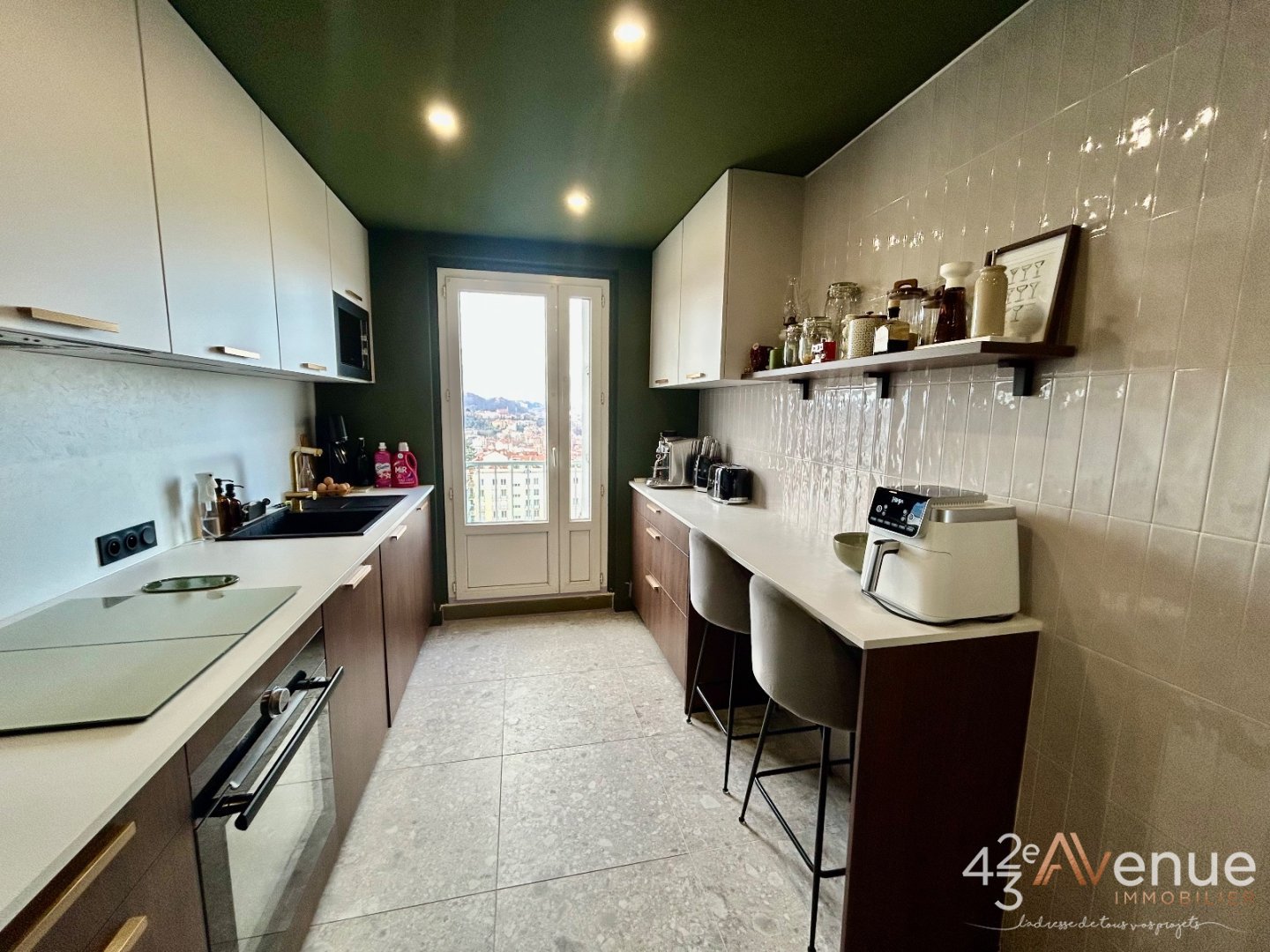 APPARTEMENT T3 A VENDRE - ST ETIENNE VIVARAIZE - 80 m2 - 159�000�&euro;