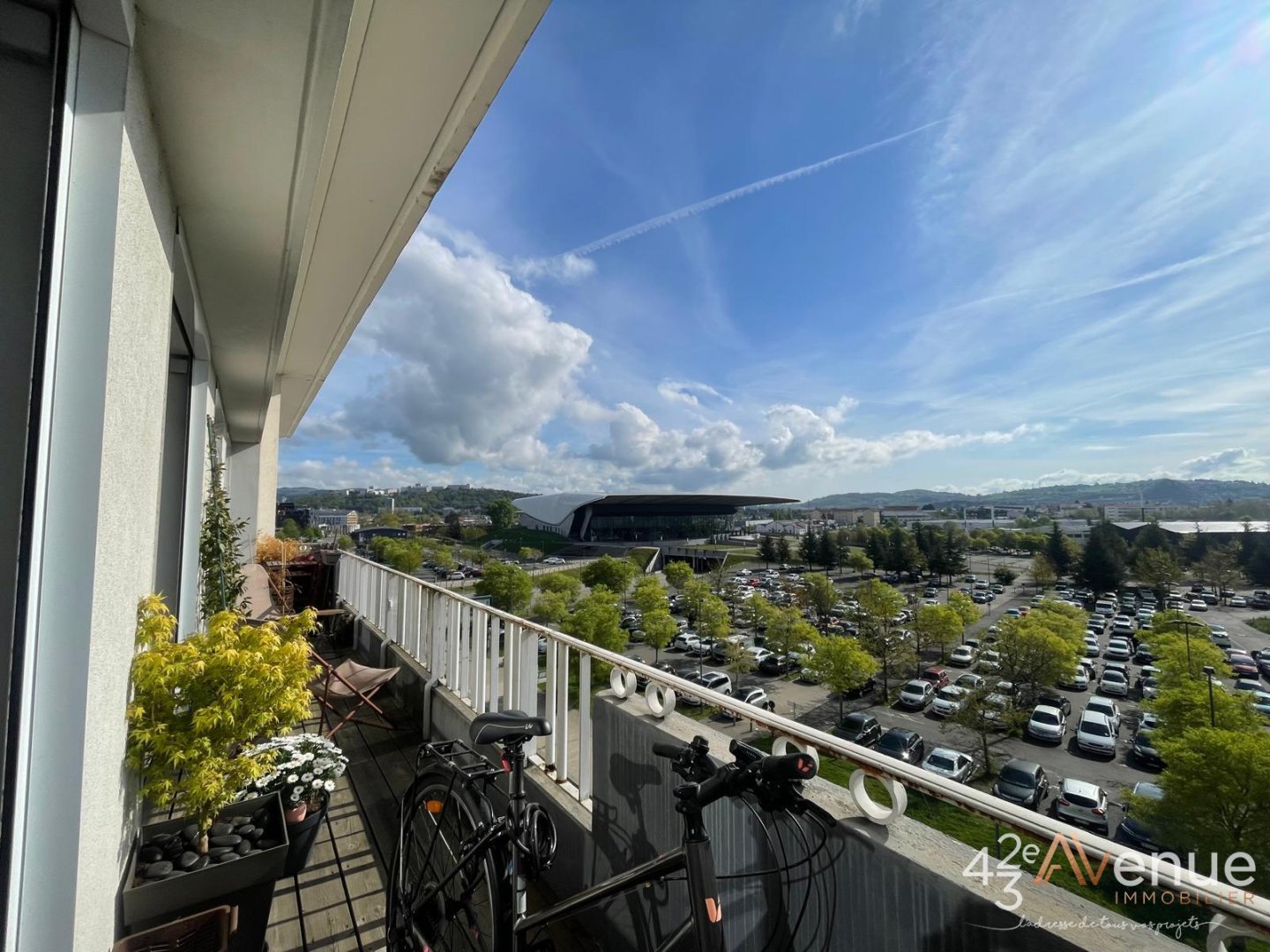 Appartement coup de coeur secteur Zenith balcon A VENDRE - ST ETIENNE ZENITH - 65.69 m2 - 140000€