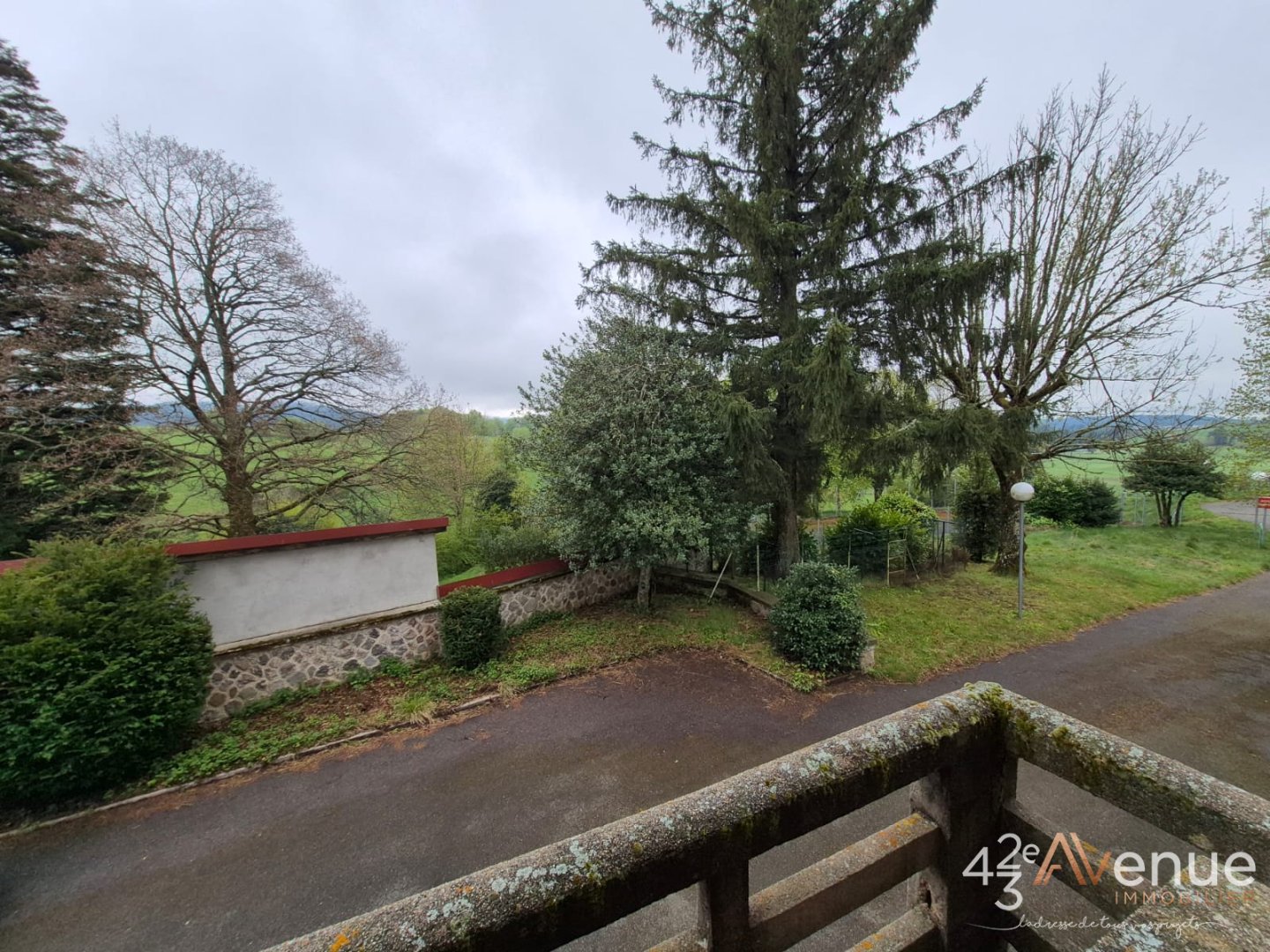 APPARTEMENT T3 A VENDRE - ST GENEST MALIFAUX - 106 m2 - 94500€