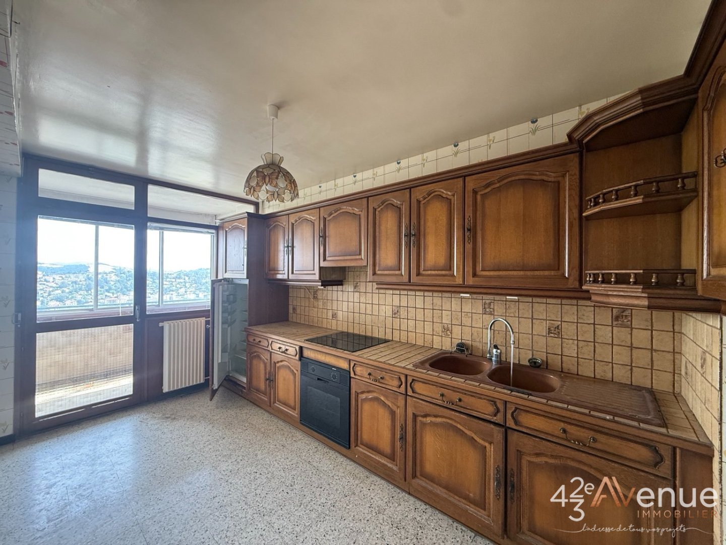 APPARTEMENT T3 A VENDRE - VILLARS - 84.85 m2 - 75 000 &euro;
